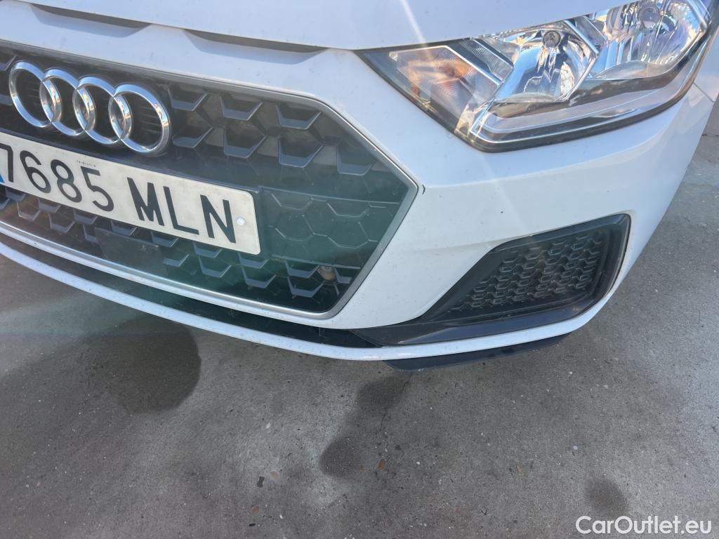  Audi  A1 Sportback AUDI A1 / 2018 / 5P / berlina con portón Sportback Advanced 30 TFSI 81kW (110CV) #12