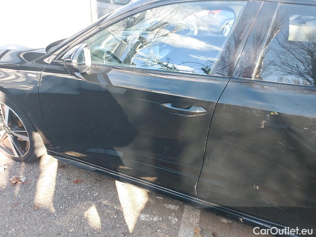  Audi  A3 AUDI  / 2020 / 5P / berlina con portón Sportback Black line 35 TFSI 110kW S tro #7