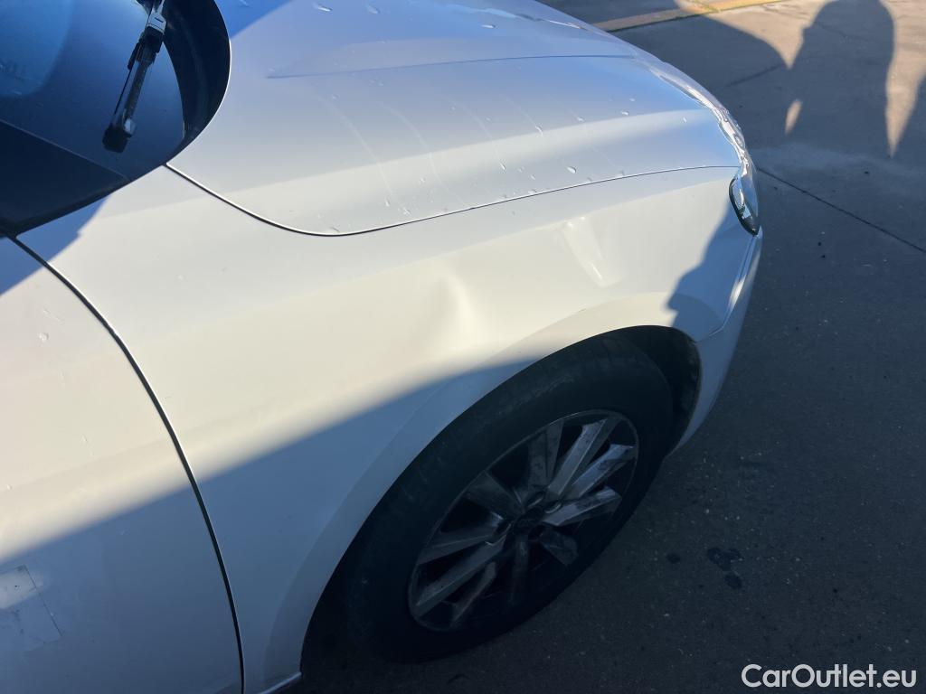  Audi  A1 Sportback AUDI A1 / 2018 / 5P / berlina con portón Sportback Advanced 30 TFSI 81kW (110CV) #1