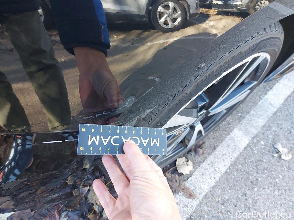  Audi  A3 AUDI  / 2020 / 5P / berlina con portón Sportback Black line 35 TFSI 110kW S tro #4