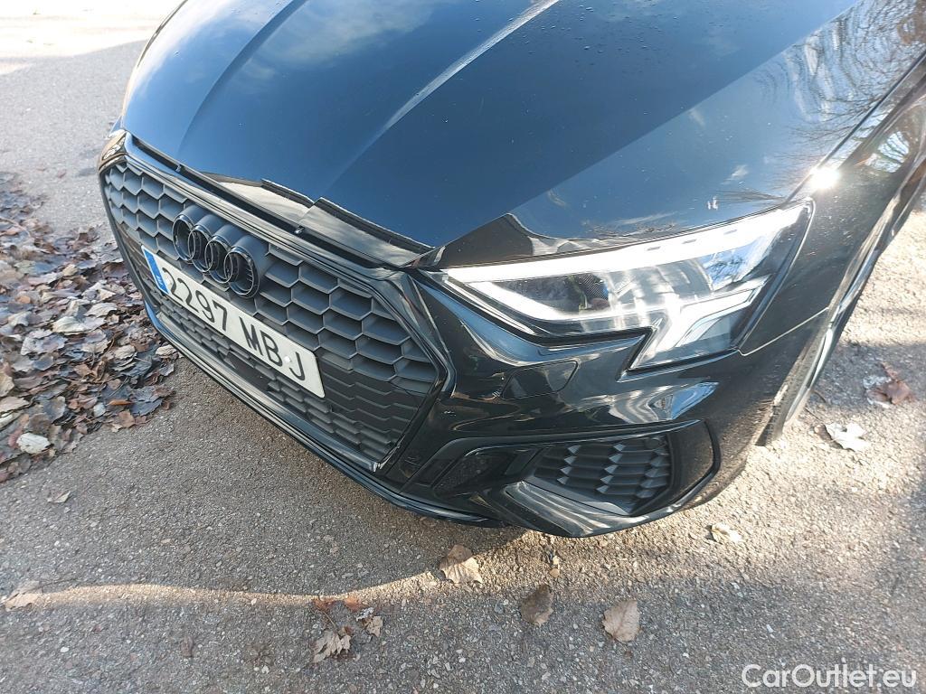  Audi  A3 AUDI  / 2020 / 5P / berlina con portón Sportback Black line 35 TFSI 110kW S tro #21