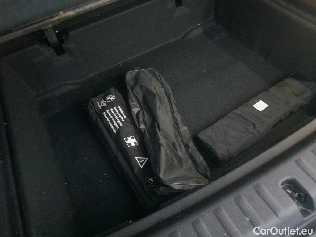  Bmw  X1 BMW  / 2022 / 5P / todoterreno sDrive18d #4