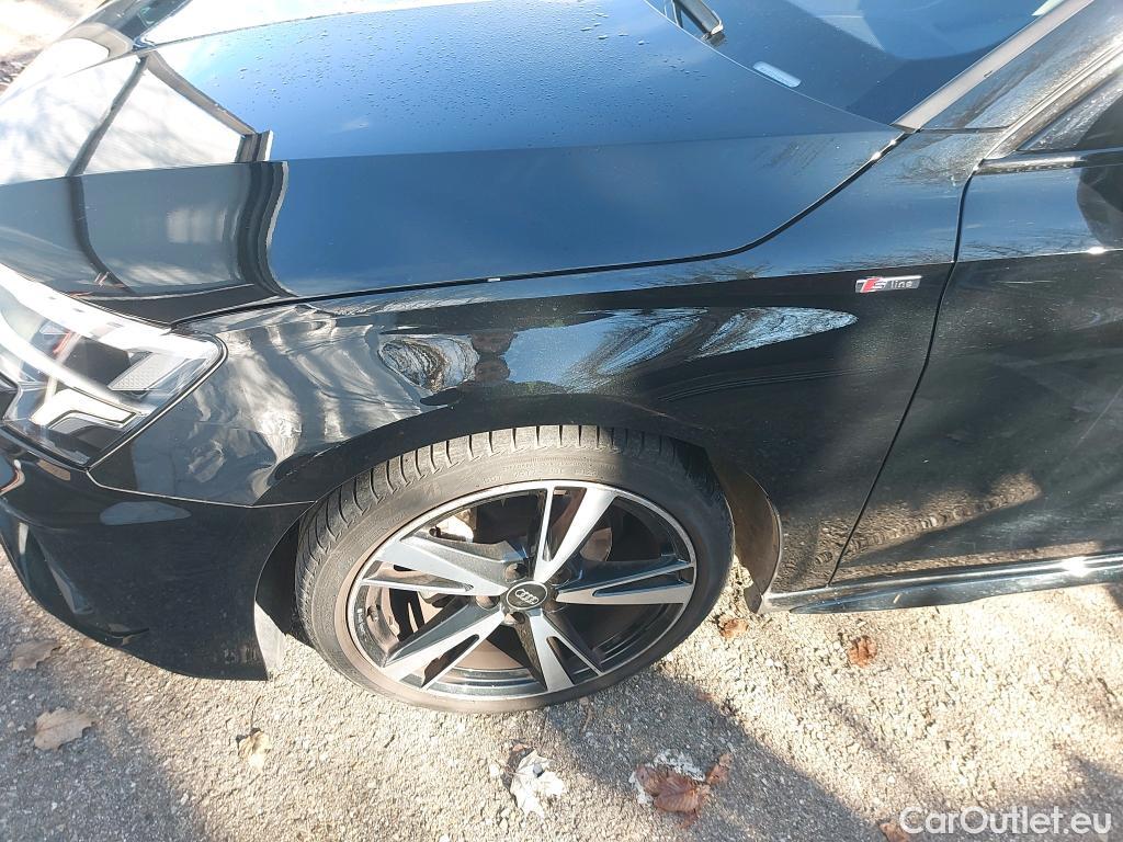  Audi  A3 AUDI  / 2020 / 5P / berlina con portón Sportback Black line 35 TFSI 110kW S tro #5