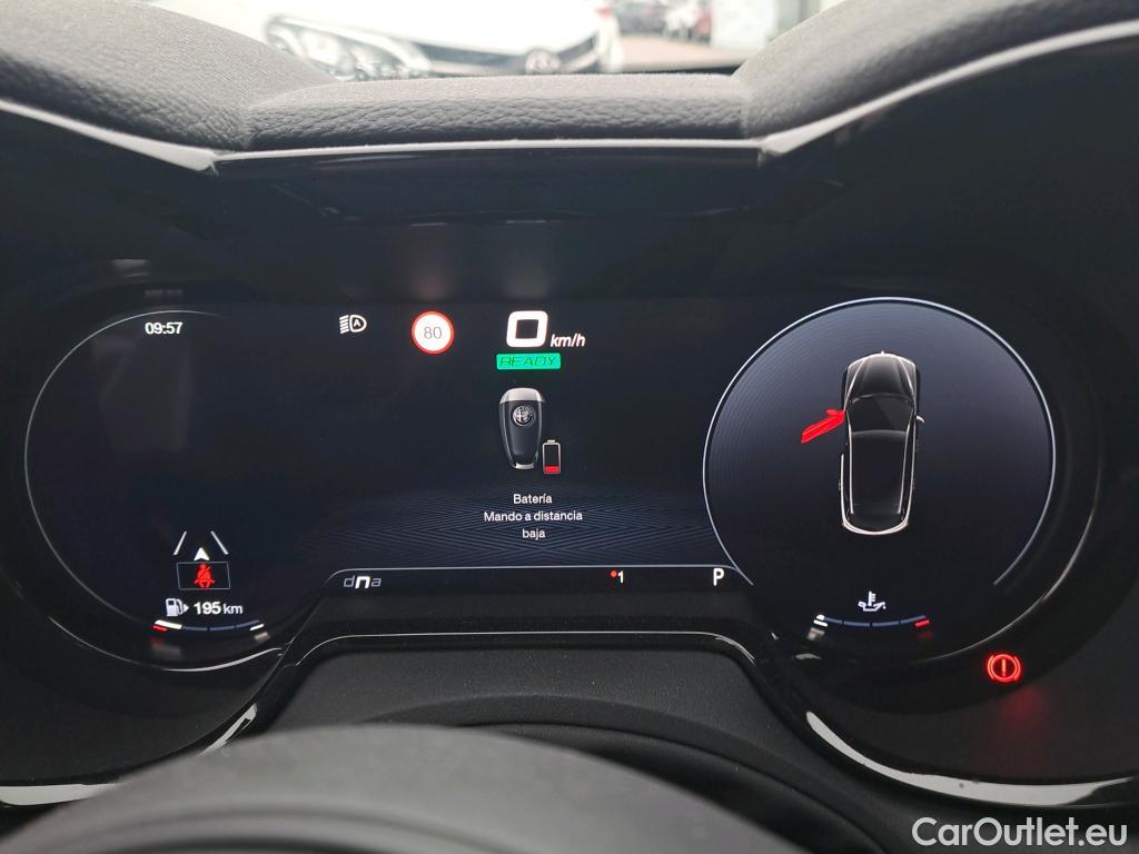  Alfa Romeo  TONALE Alfa Romeo  / 2022 / 5P / todoterreno 1.5 MHEV GASOLINA 130 CV SPRINT FWD #17