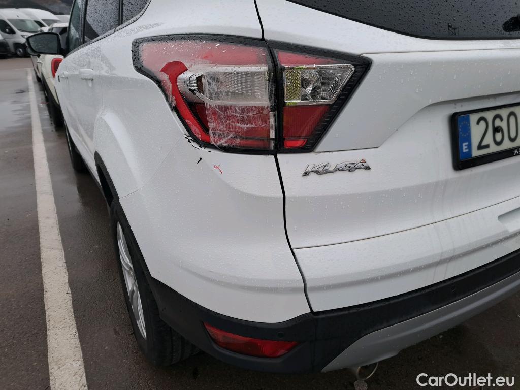  Ford  Kuga FORD  / 2016 / 5P / todoterreno 1.5 EcoBoost 88kW 4x2 Trend+ (CX) #7