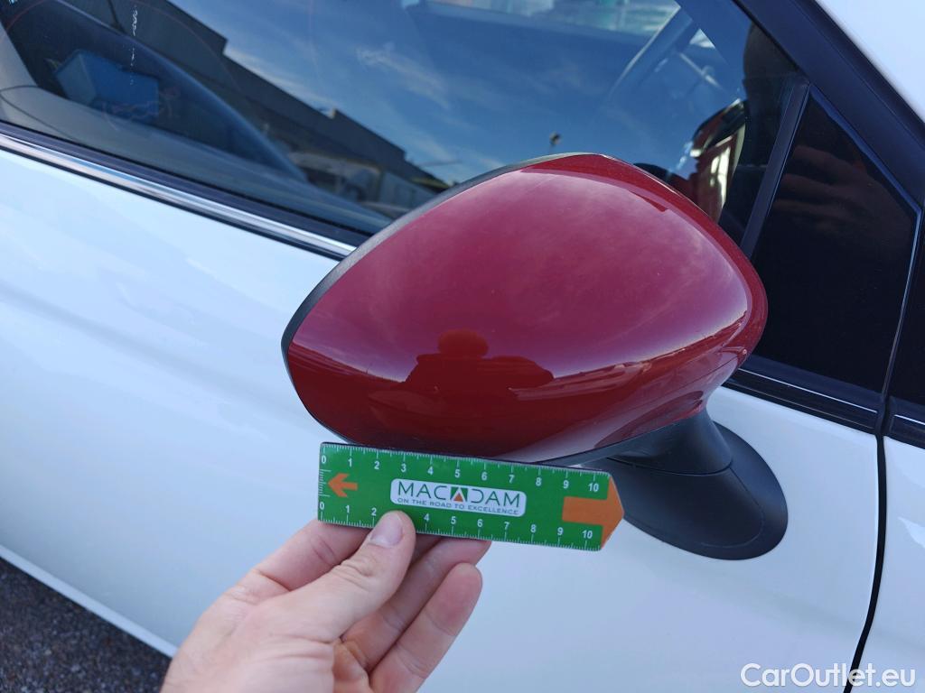  Fiat  500 FIAT  / 2015 / 3P / berlina con portón Red 1.0 Hybrid 51KW (70 CV)(SP)(SL) (AC4) #16