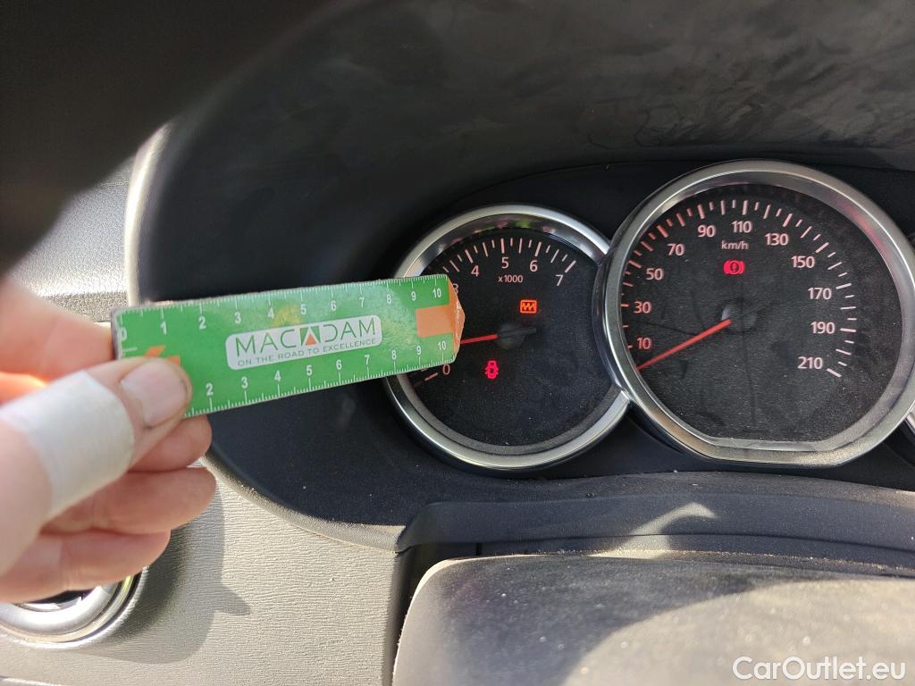  Dacia  Lodgy DACIA  / 2012 / 5P / monovolumen compacto Comfort Blue dCi 70kW (95CV) 7Pl - 18 #33