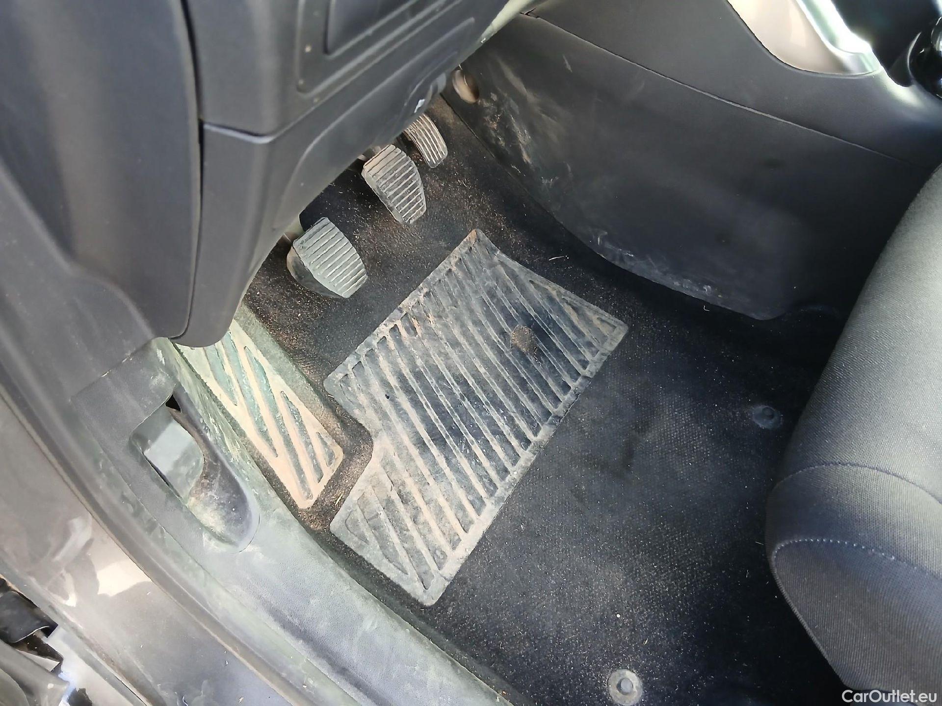  Citroen  C3 CITROEN  Aircross / 2021 / 5P / todoterreno BlueHDi 81kW (110CV) S&S Feel Pack #20