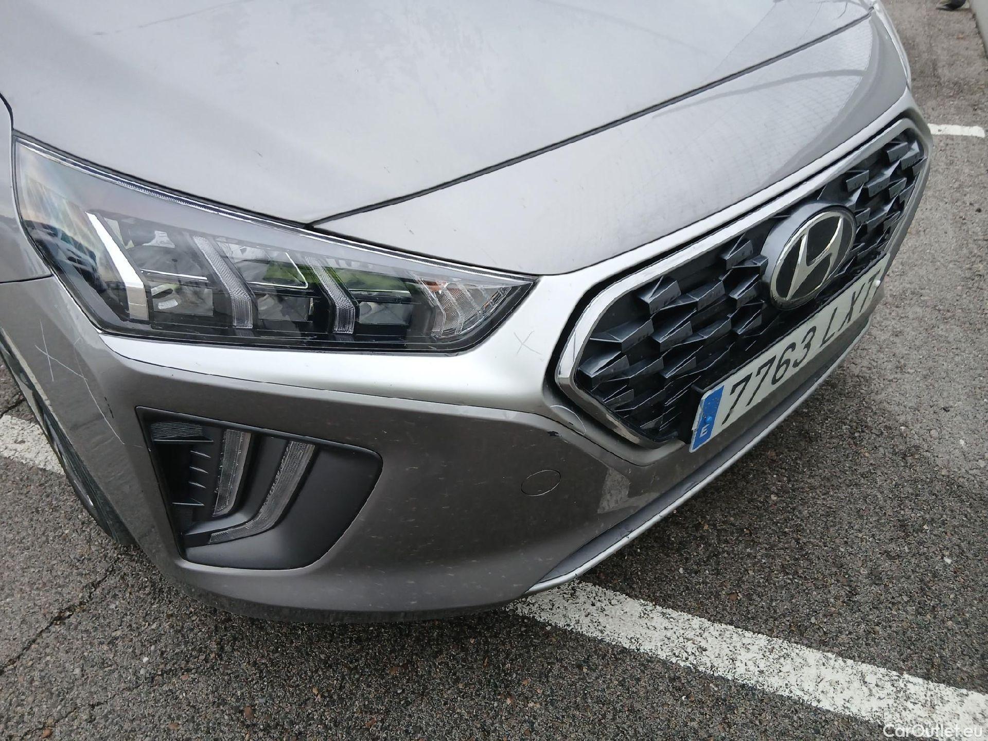  Hyundai   Ioniq HYUNDAI / 2019 / 5P / berlina con portón 1.6 GDI HEV Tecno DCT #13