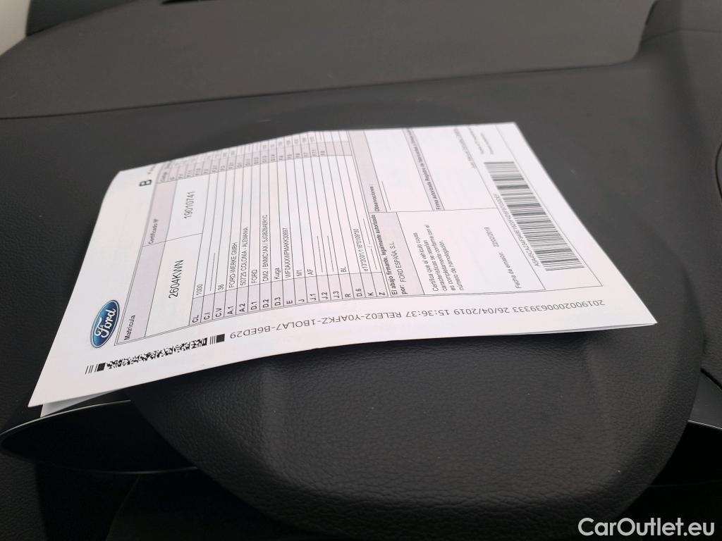  Ford  Kuga FORD  / 2016 / 5P / todoterreno 1.5 EcoBoost 88kW 4x2 Trend+ (CX) #18