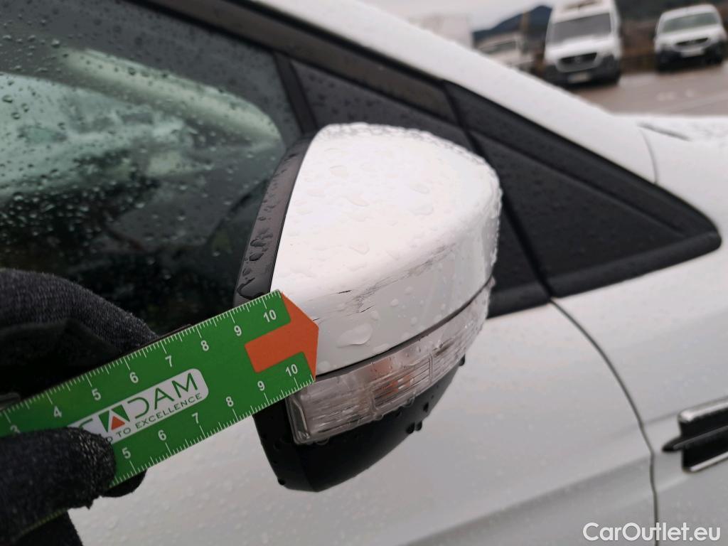  Ford  Kuga FORD  / 2016 / 5P / todoterreno 1.5 EcoBoost 88kW 4x2 Trend+ (CX) #31