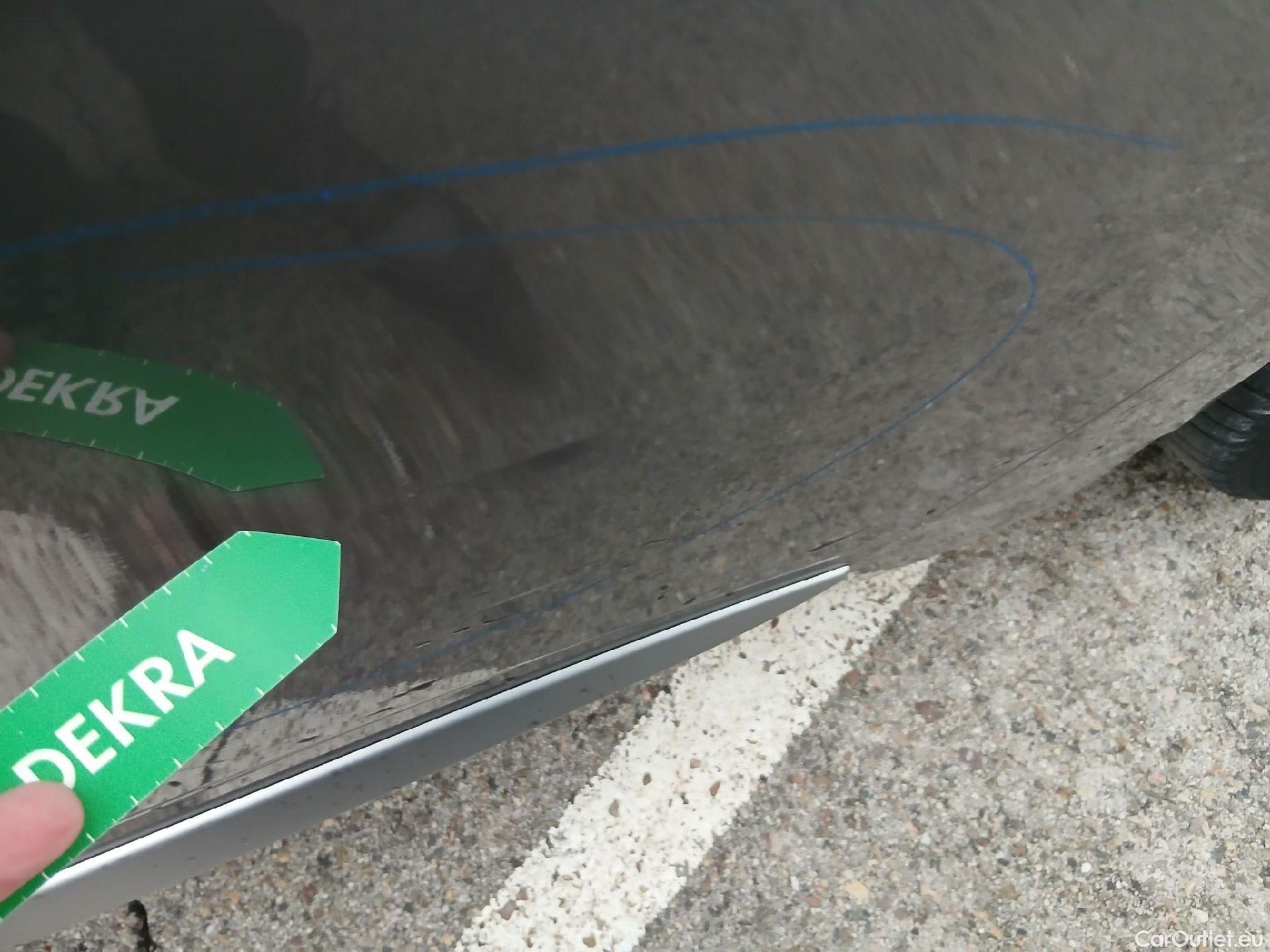  Hyundai   Ioniq HYUNDAI / 2019 / 5P / berlina con portón 1.6 GDI HEV Tecno DCT #23