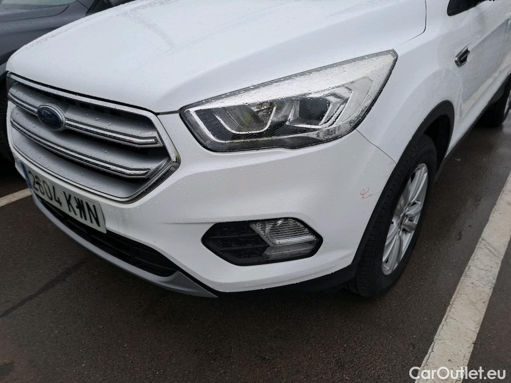  Ford  Kuga FORD  / 2016 / 5P / todoterreno 1.5 EcoBoost 88kW 4x2 Trend+ (CX) #22