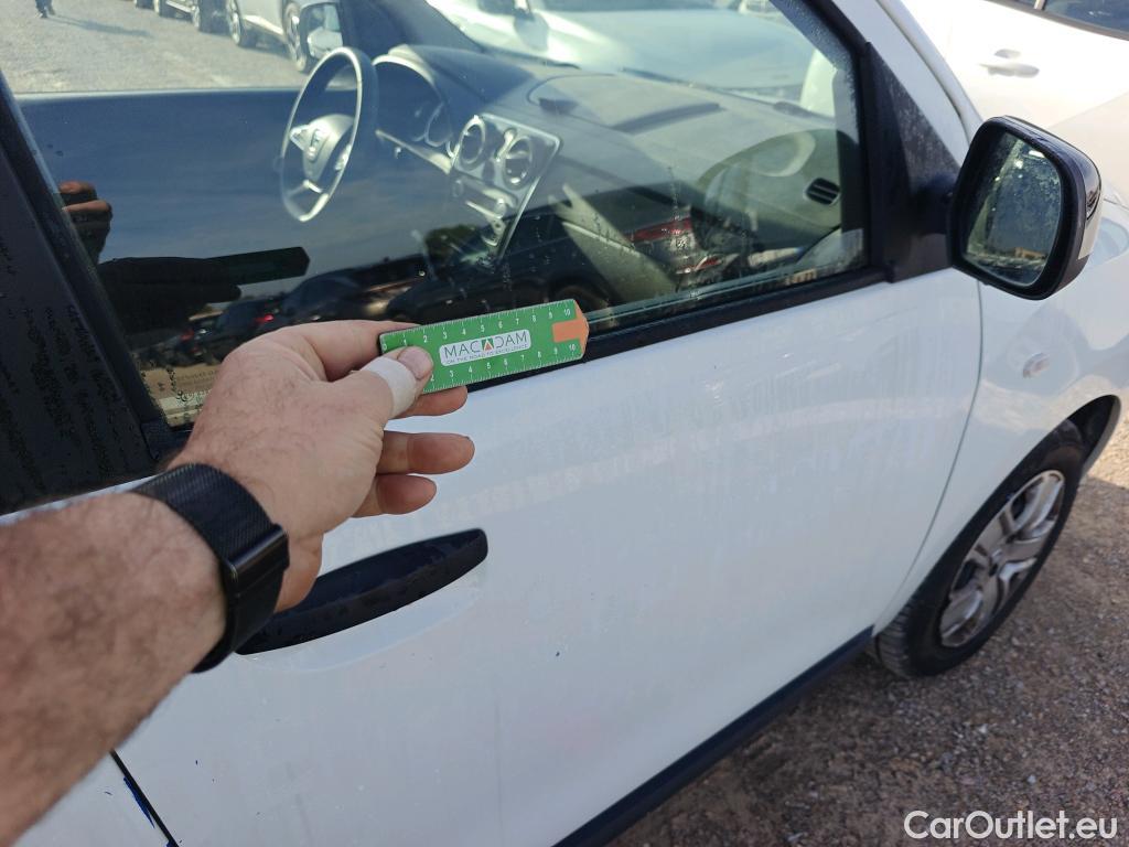  Dacia  Lodgy DACIA  / 2012 / 5P / monovolumen compacto Comfort Blue dCi 70kW (95CV) 7Pl - 18 #8