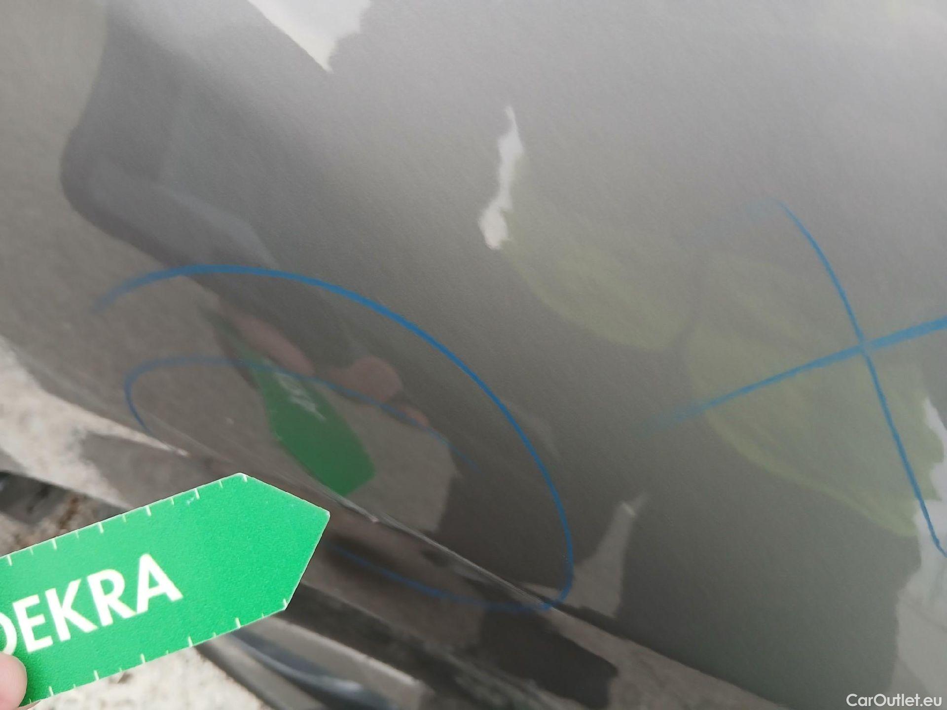  Hyundai   Ioniq HYUNDAI / 2019 / 5P / berlina con portón 1.6 GDI HEV Tecno DCT #30