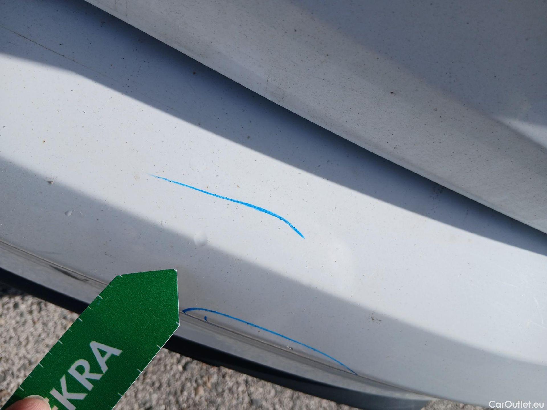  Ford  Focus FORD  / 2018 / 5P / berlina con portón 1.5 Ecoblue 88kW ST-Line Auto #33