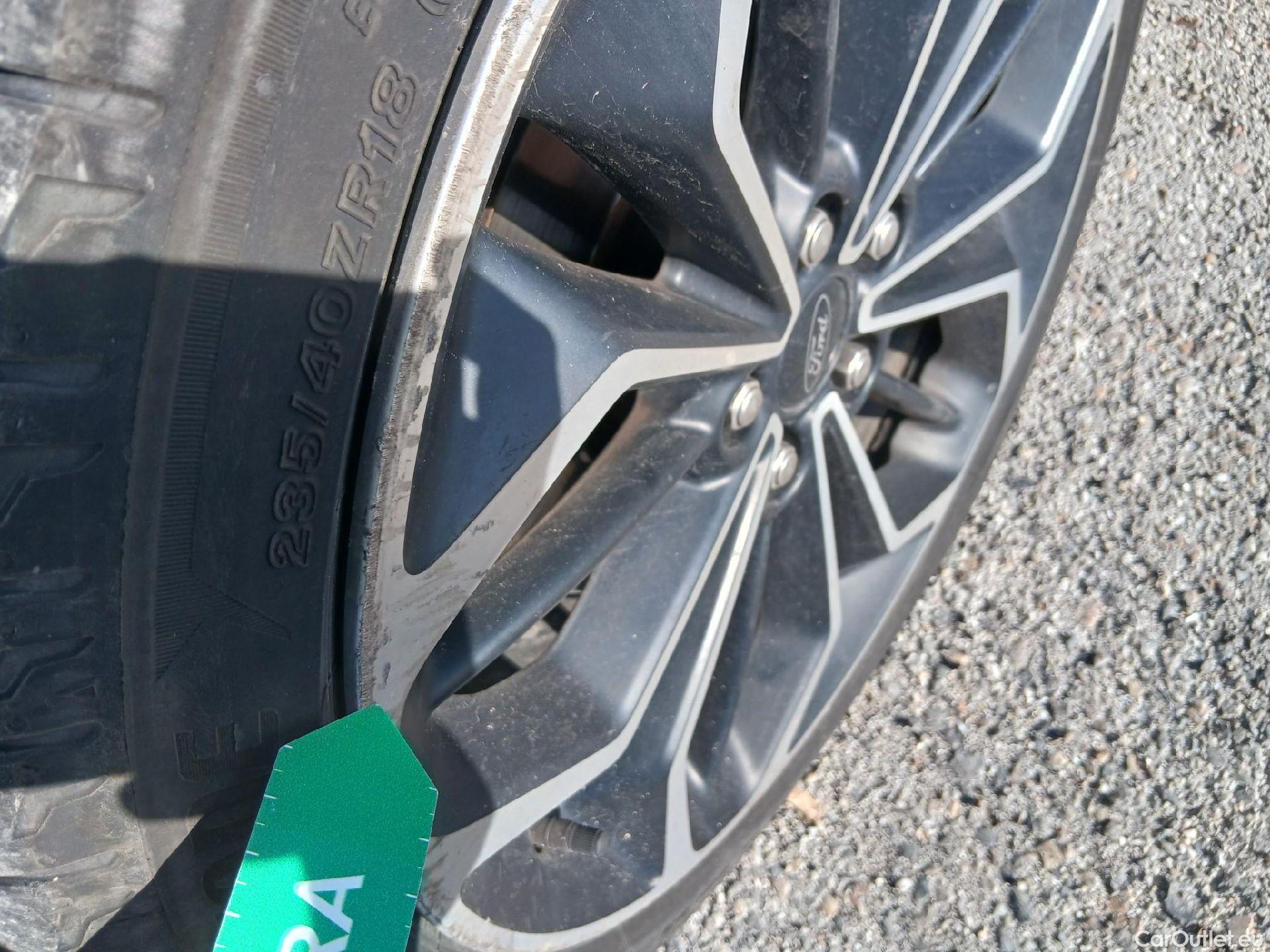  Ford  Focus FORD  / 2018 / 5P / berlina con portón 1.5 Ecoblue 88kW ST-Line Auto #15