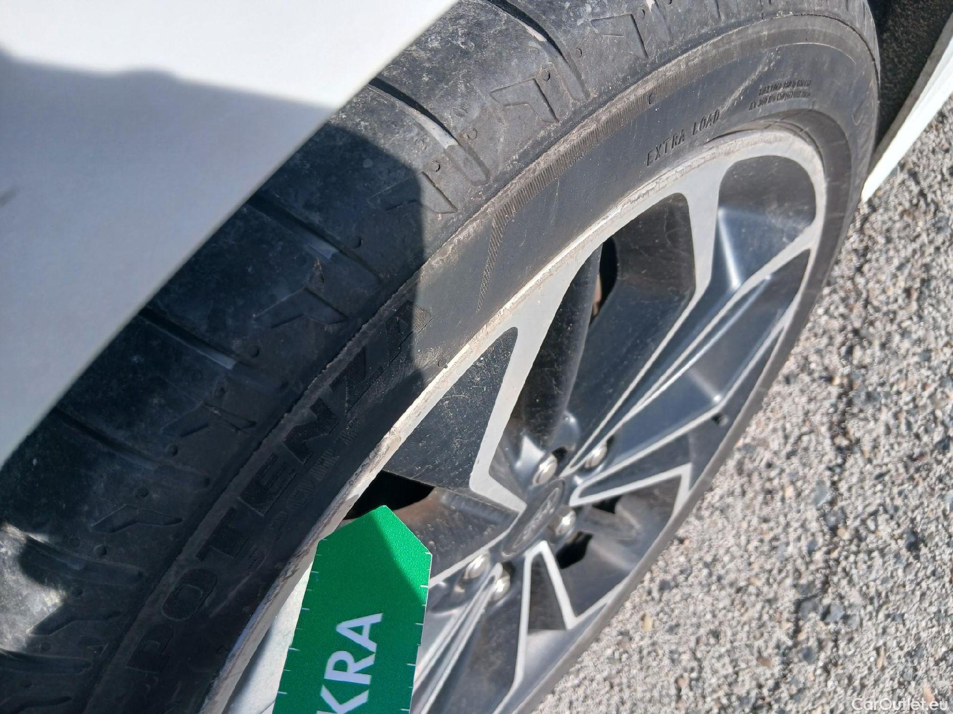  Ford  Focus FORD  / 2018 / 5P / berlina con portón 1.5 Ecoblue 88kW ST-Line Auto #12