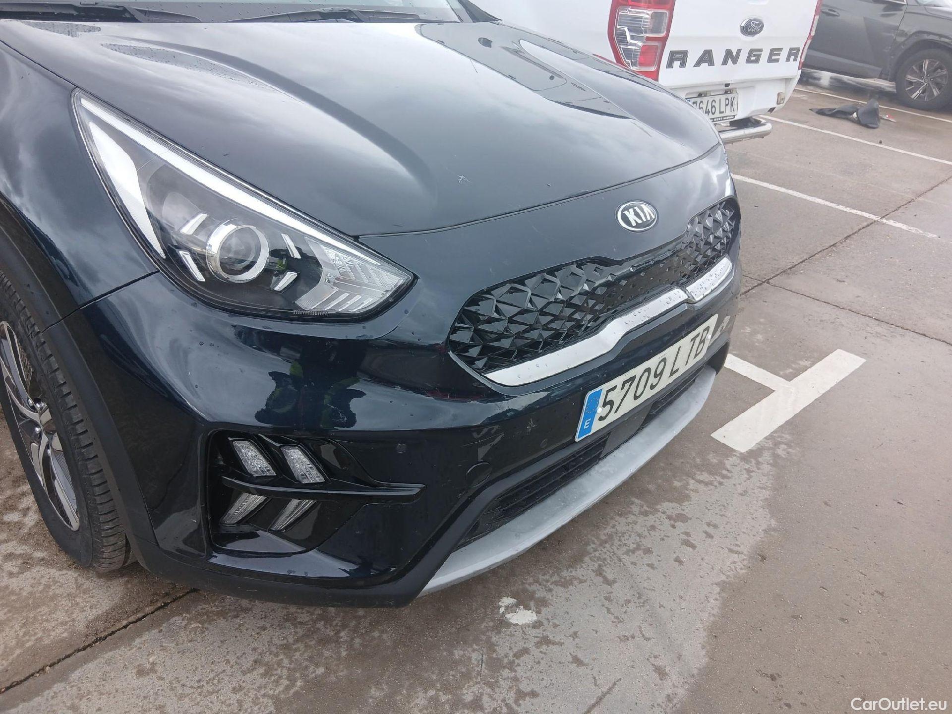  KIA  Niro KIA 1.6 GDi PHEV 104kW (141CV) Drive (AC) #8