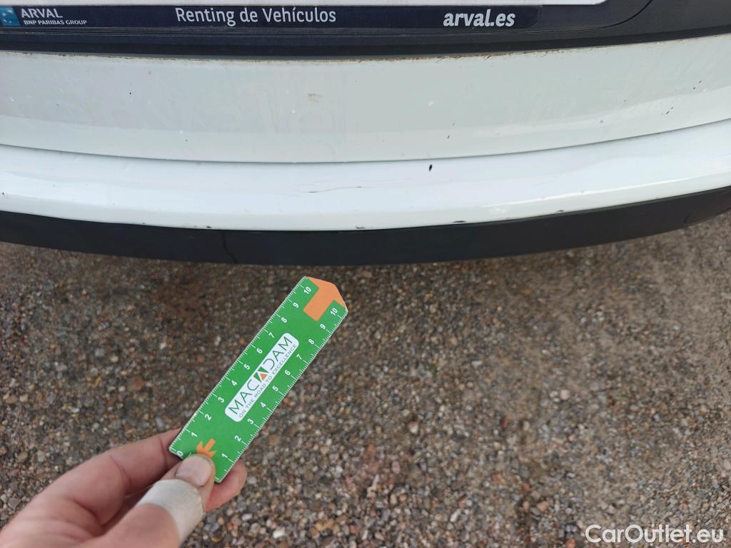  Dacia  Lodgy DACIA  / 2012 / 5P / monovolumen compacto Comfort Blue dCi 70kW (95CV) 7Pl - 18 #23