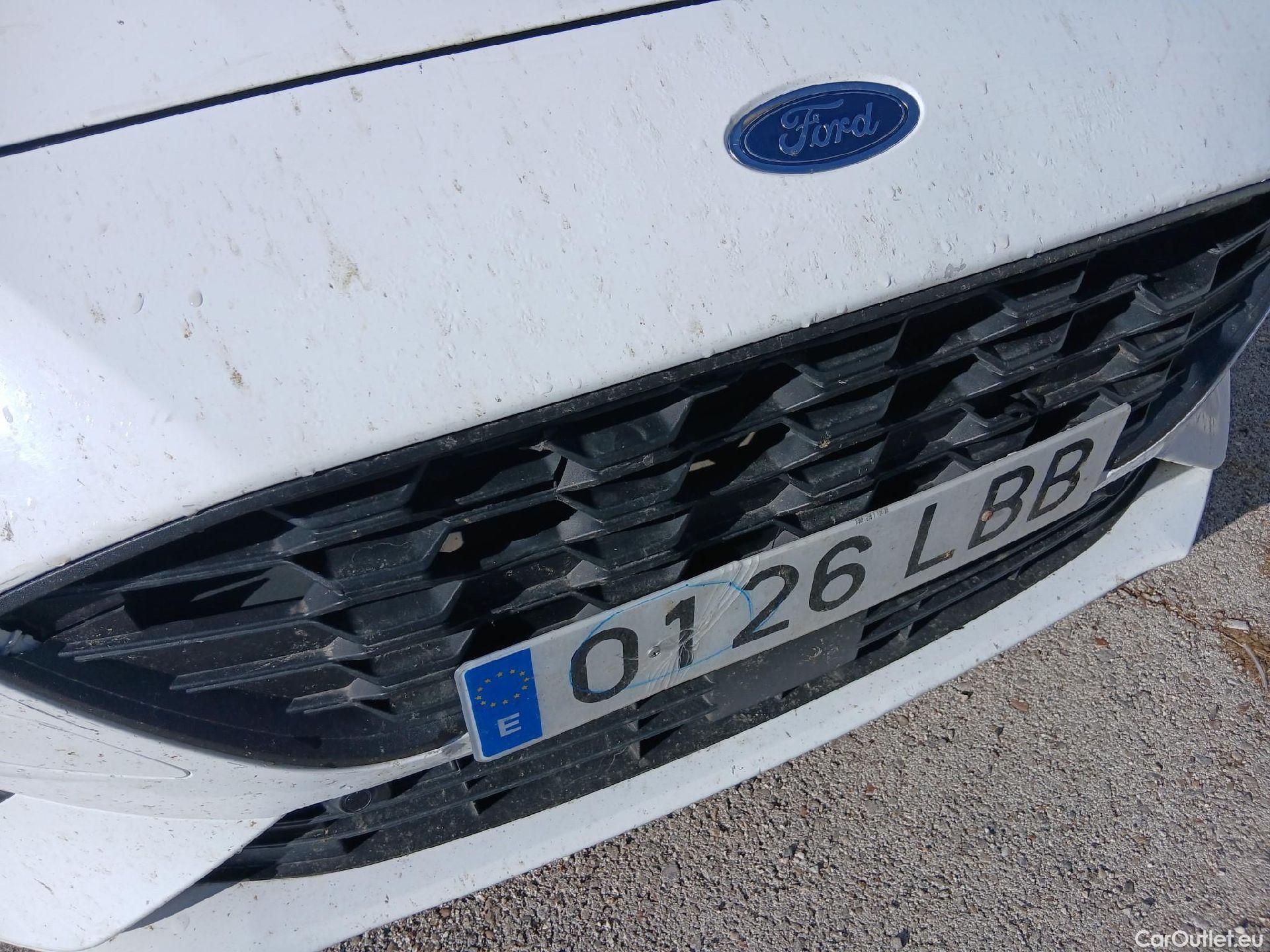  Ford  Focus FORD  / 2018 / 5P / berlina con portón 1.5 Ecoblue 88kW ST-Line Auto #24