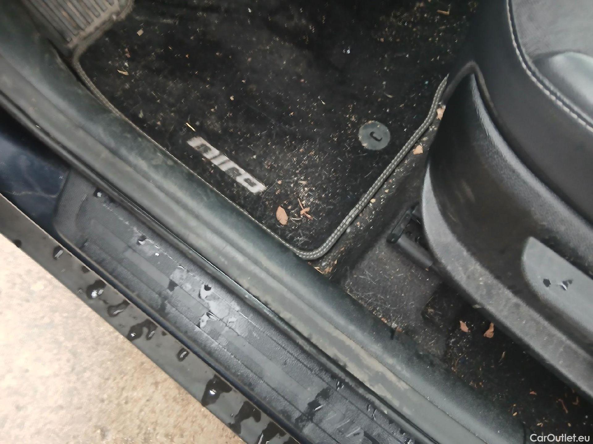  KIA  Niro KIA 1.6 GDi PHEV 104kW (141CV) Drive (AC) #2