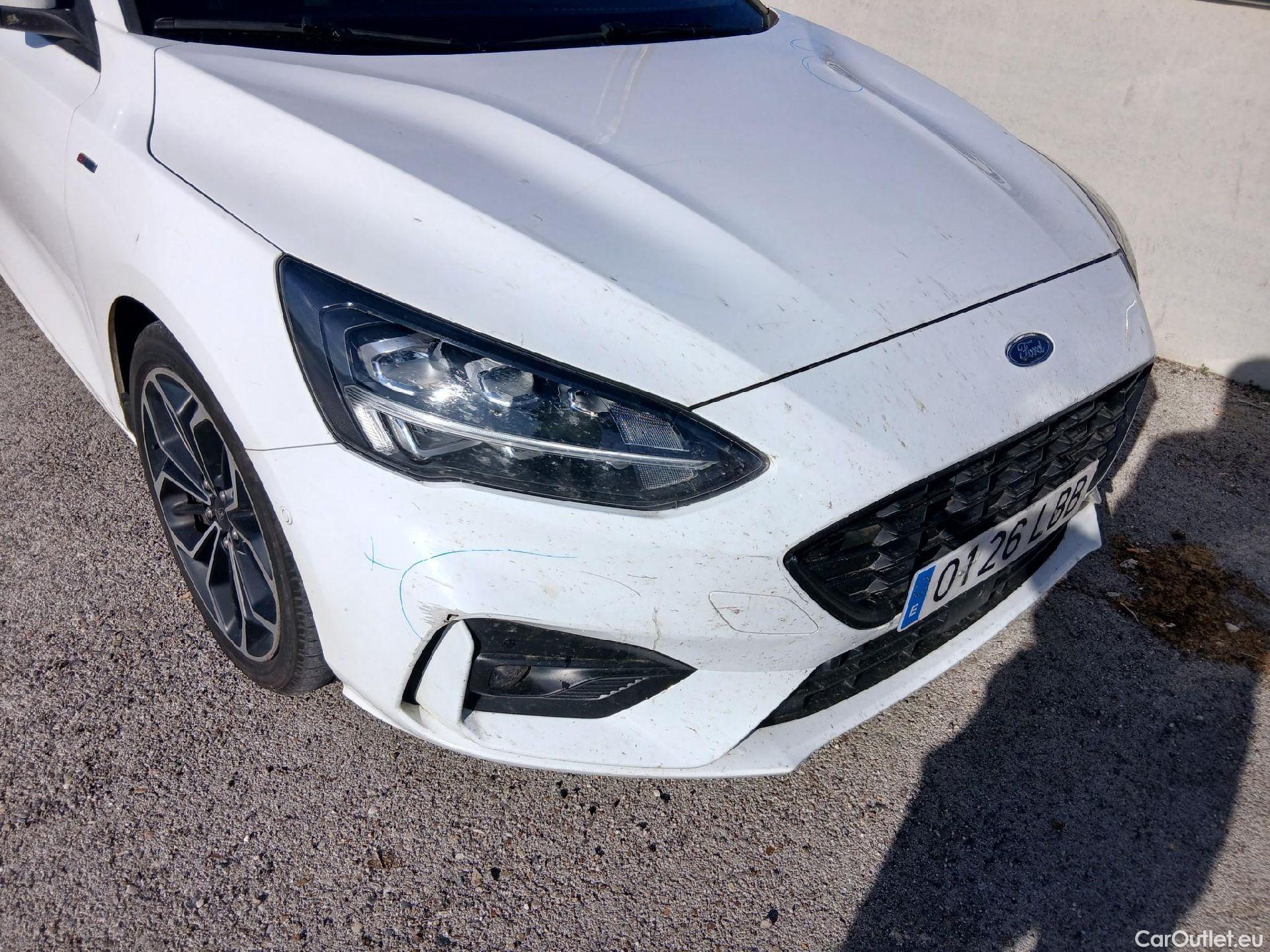  Ford  Focus FORD  / 2018 / 5P / berlina con portón 1.5 Ecoblue 88kW ST-Line Auto #20