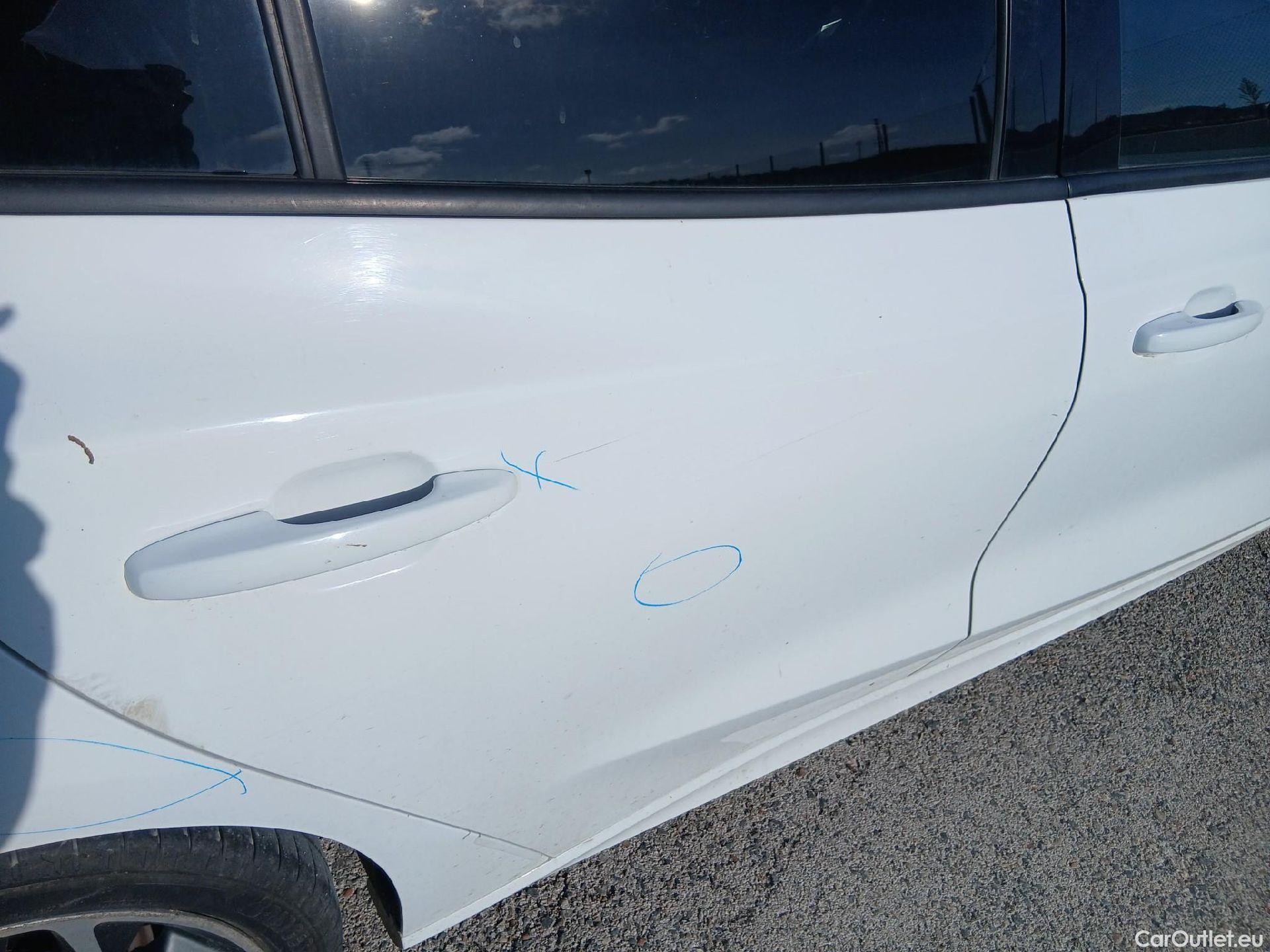  Ford  Focus FORD  / 2018 / 5P / berlina con portón 1.5 Ecoblue 88kW ST-Line Auto #38