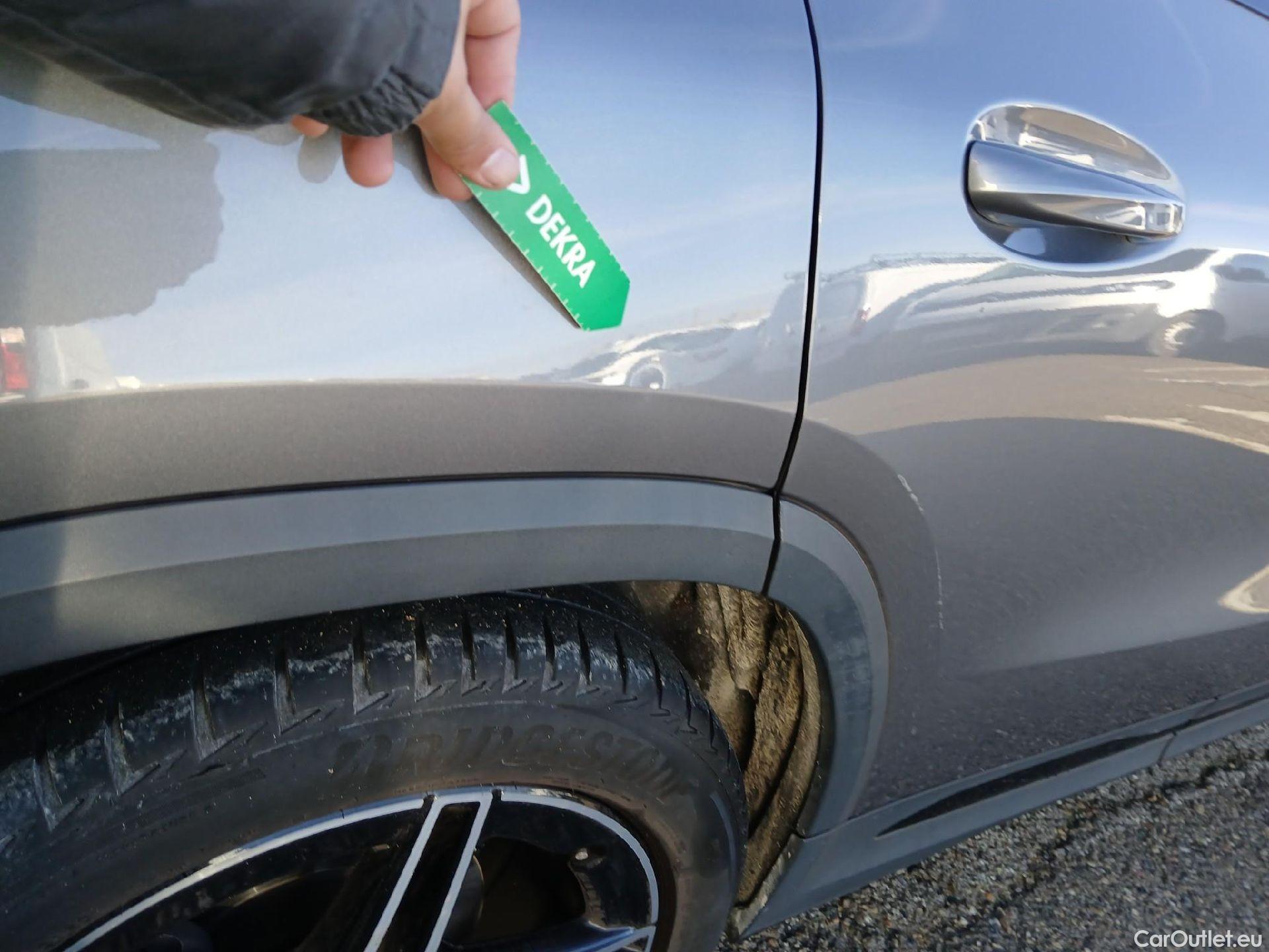  Mercedes  GLA MERCEDES-BENZ  / 2020 / 5P / todoterreno  200 #26