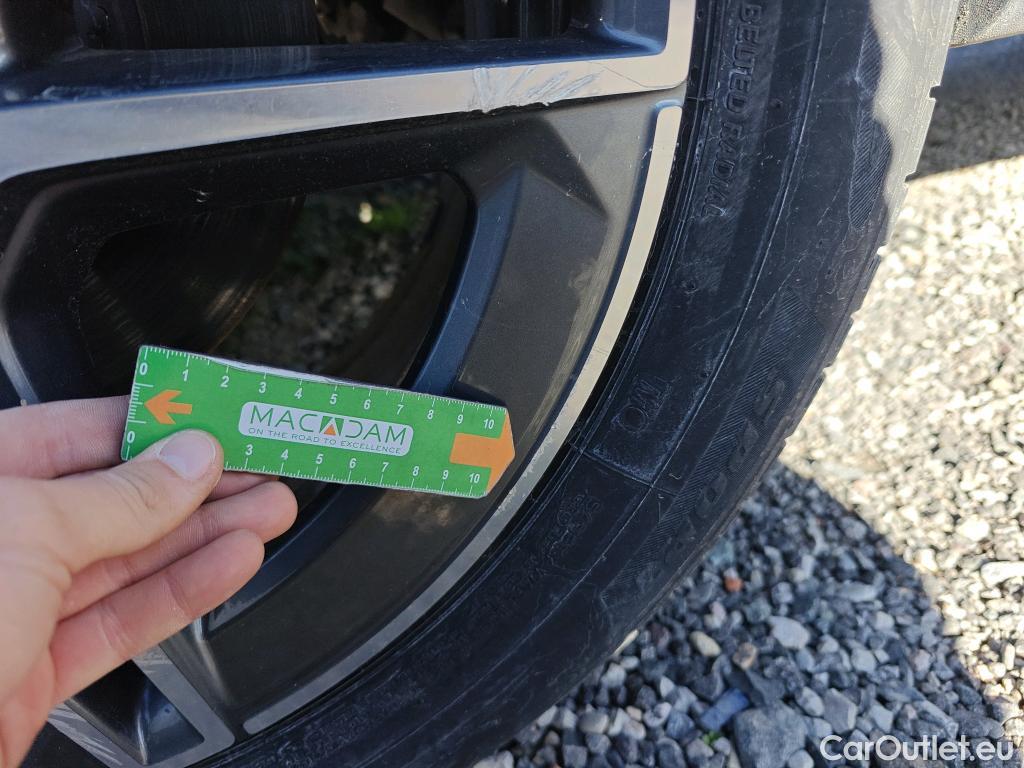  Mercedes  G-Klasee MERCEDES-BENZ Clase GLC / 2019 / 5P / todoterreno GLC 300 de 4MATIC #8