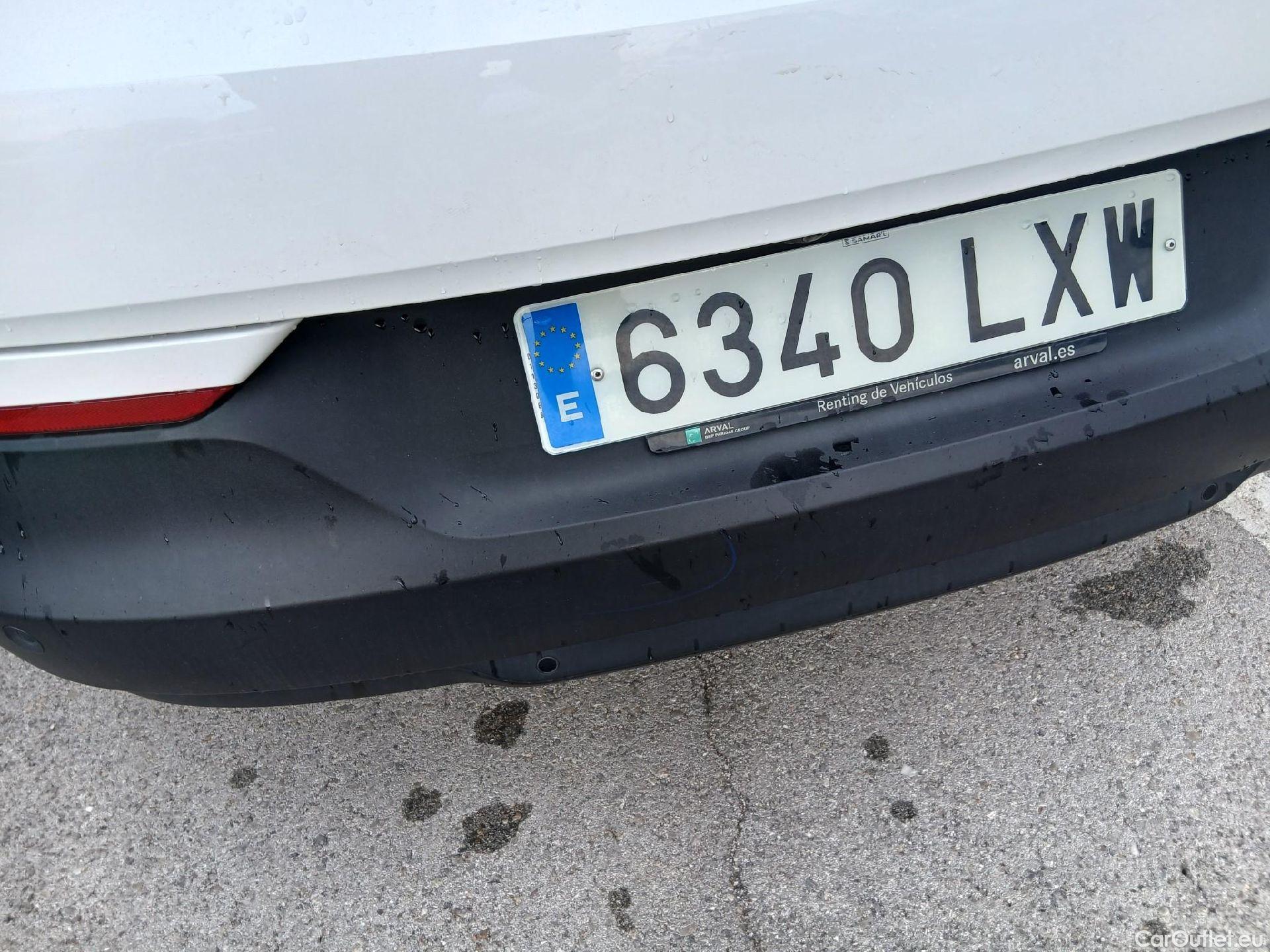  Opel   Grandland X OPEL Grandland / 2021 / 5P / todoterreno 1.5 CDTi Business Edition Auto #16