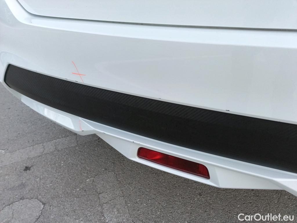  Nissan  Micra NISSAN  / 2017 / 5P / berlina con portón IG-T 68 kW (92 CV) E6D-F Acenta #14