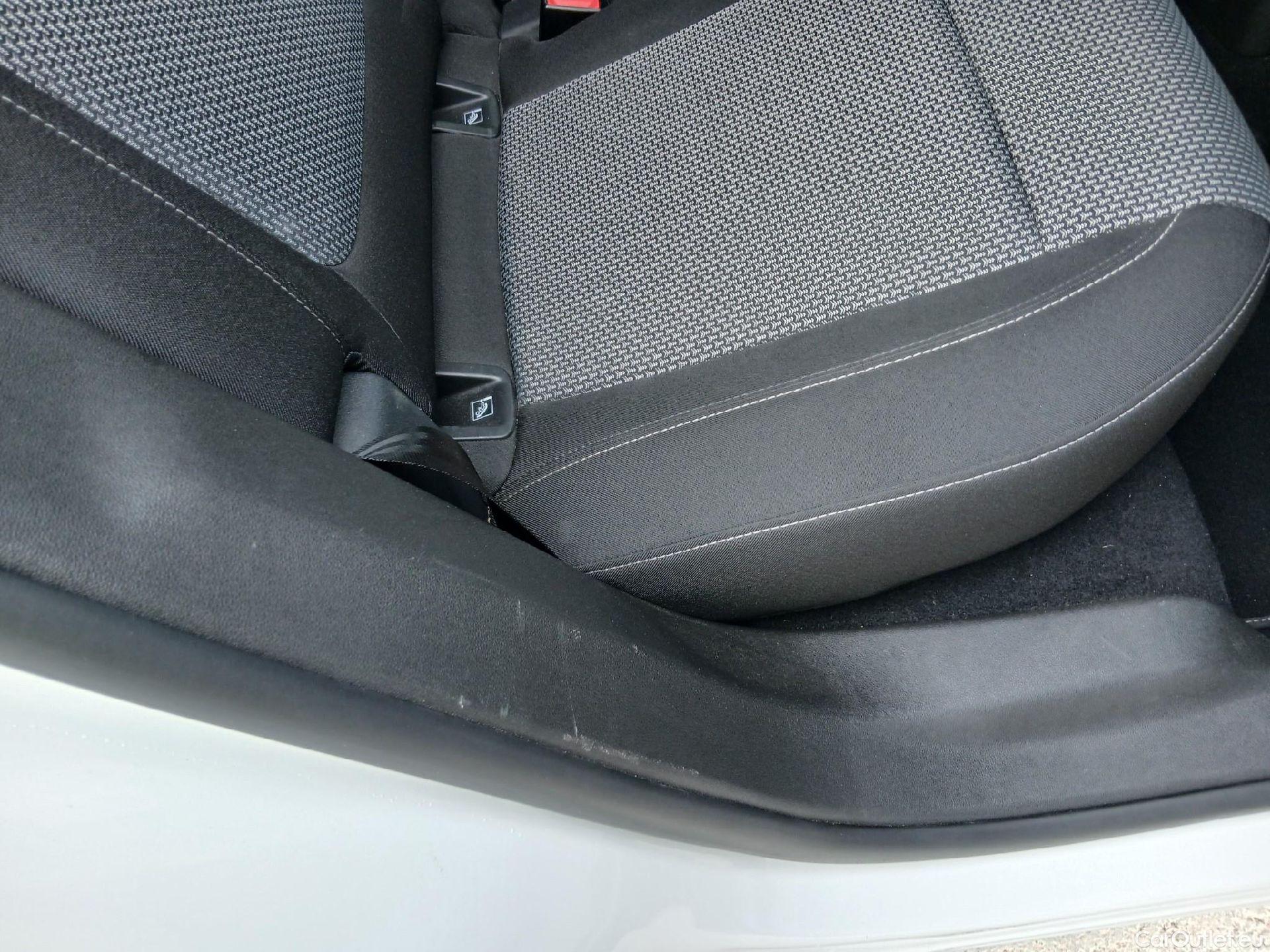  Opel   Grandland X OPEL Grandland / 2021 / 5P / todoterreno 1.5 CDTi Business Edition Auto #5