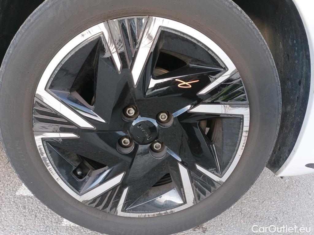  Nissan  Micra NISSAN  / 2017 / 5P / berlina con portón IG-T 68 kW (92 CV) E6D-F Acenta #16