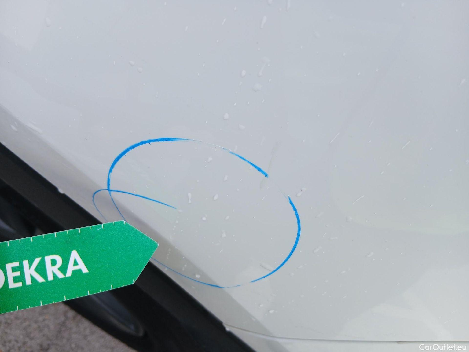  Opel   Grandland X OPEL Grandland / 2021 / 5P / todoterreno 1.5 CDTi Business Edition Auto #15