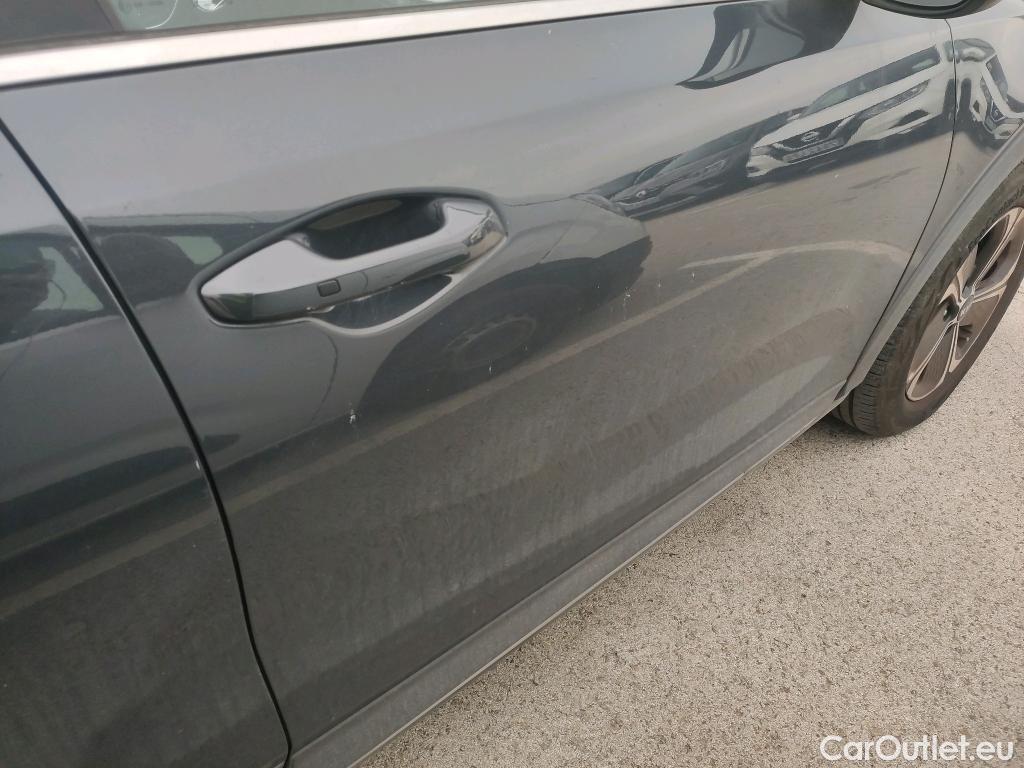  KIA  XCeed KIA  1.6 GDi PHEV 104kW (141CV) eDrive #9