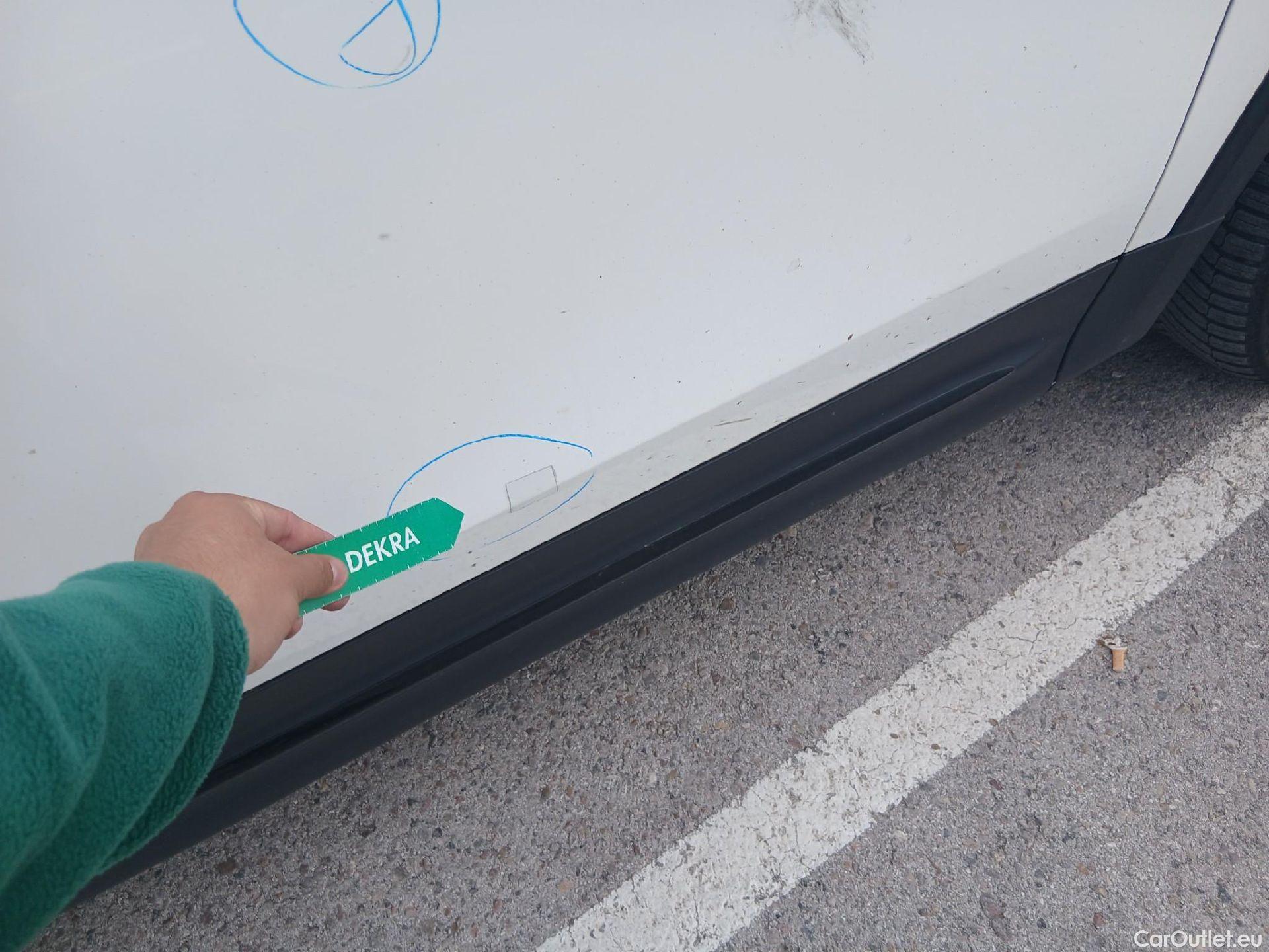  Mercedes  GLB MERCEDES-BENZ  / 2019 / 5P / todoterreno 2.0  220 D 4MATIC DCT 140KW (190CV) #19