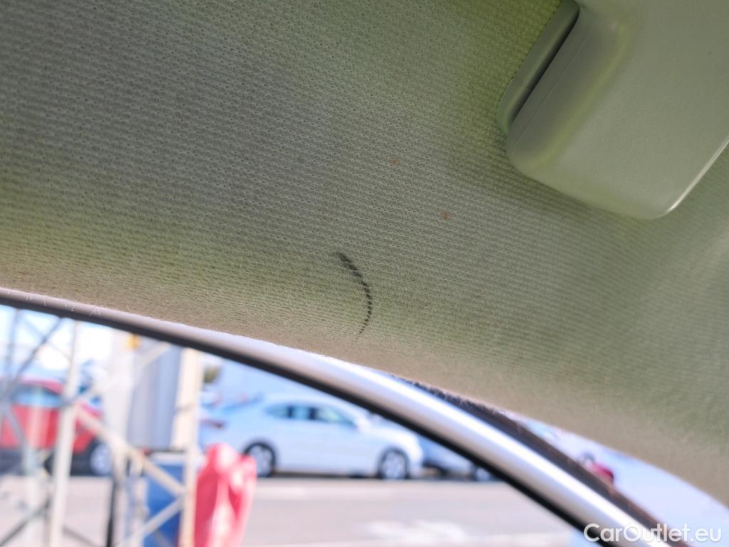  Opel  Corsa OPEL  / 2019 / 5P / berlina con portón 1.2T XHL 74kW (100CV) Edition (AC) #4