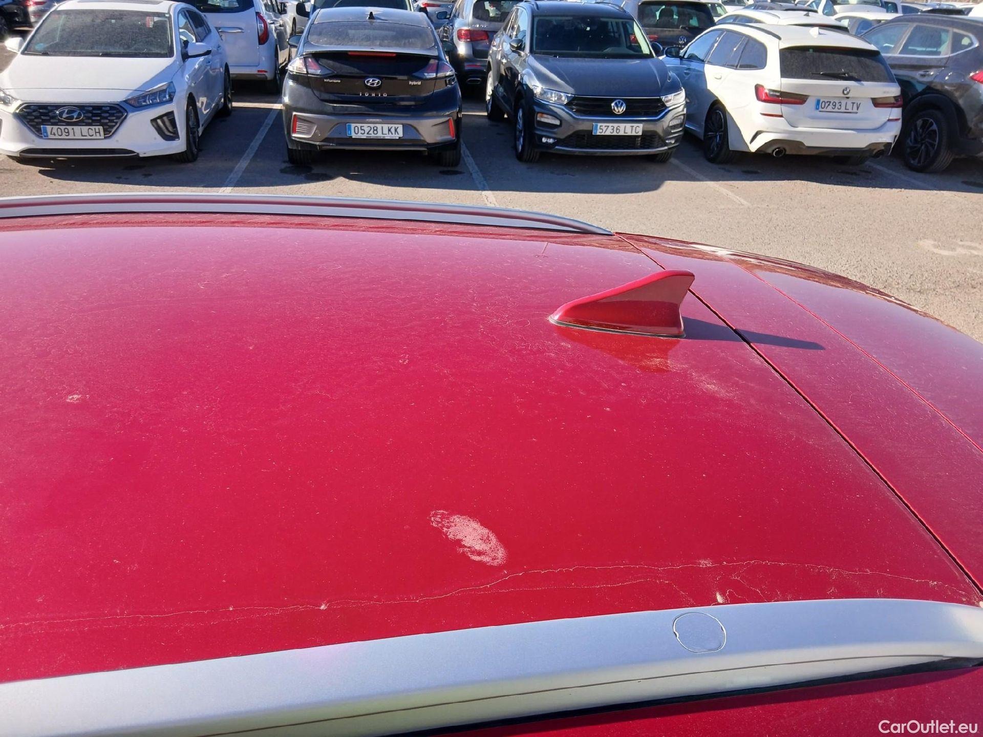  KIA  XCeed KIA  / 2019 / 5P / todoterreno 1.0 T-GDi Drive 88kW (120CV) #14