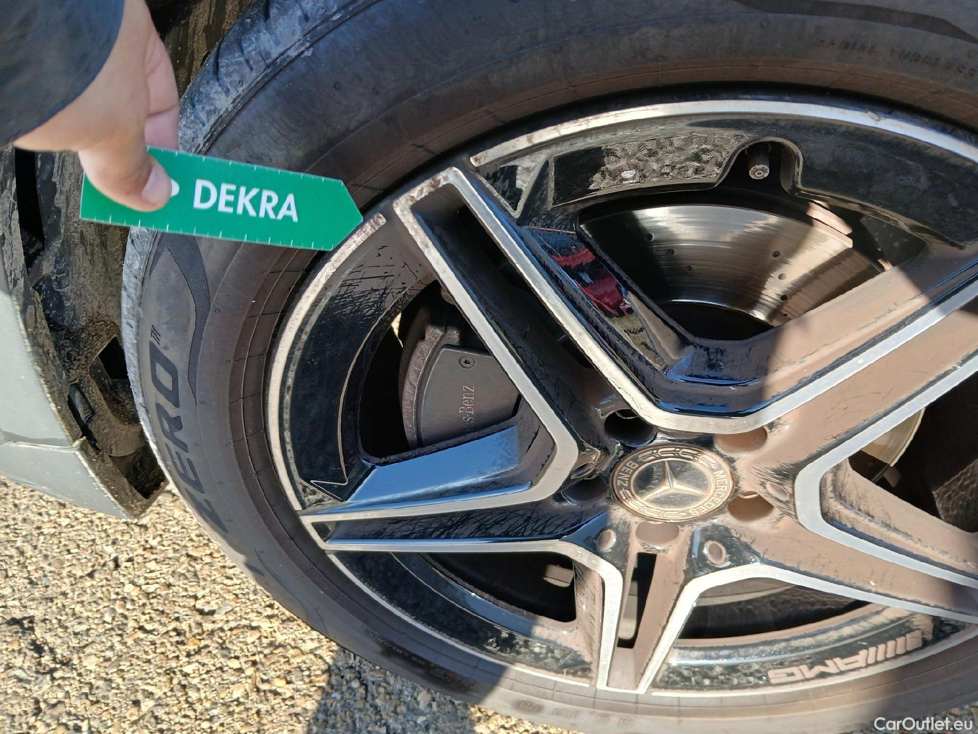  Mercedes  GLA MERCEDES-BENZ  / 2020 / 5P / todoterreno  200 #8