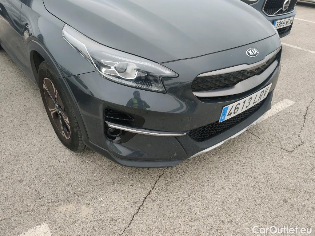  KIA  XCeed KIA  1.6 GDi PHEV 104kW (141CV) eDrive #17