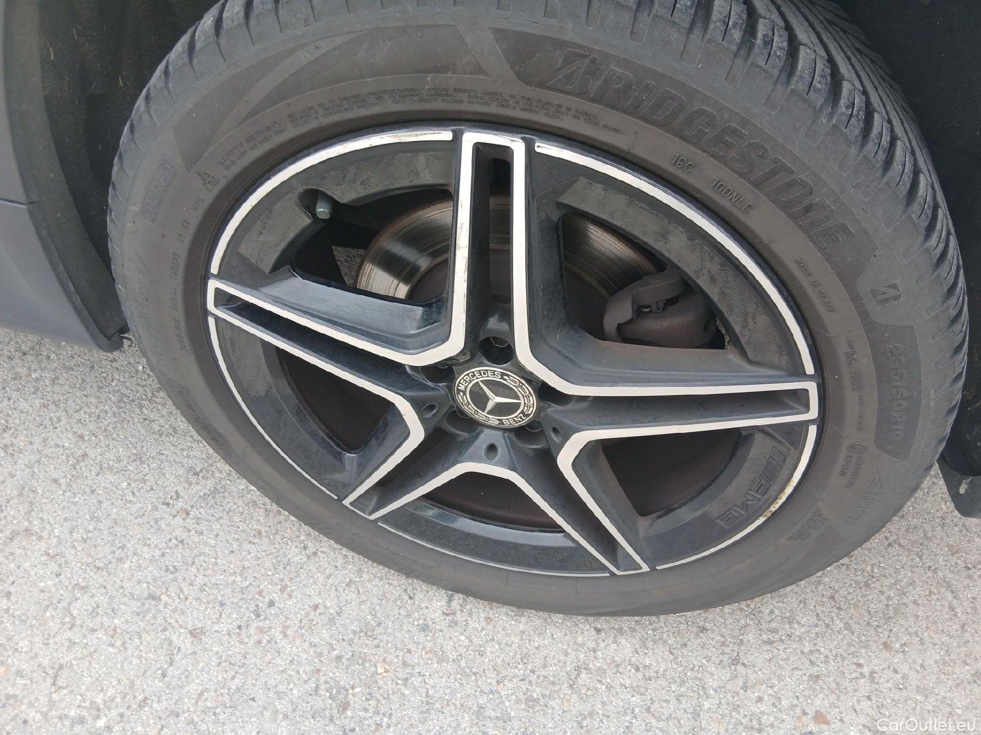  Mercedes  GLB MERCEDES-BENZ  / 2019 / 5P / todoterreno 2.0  220 D 4MATIC DCT 140KW (190CV) #13