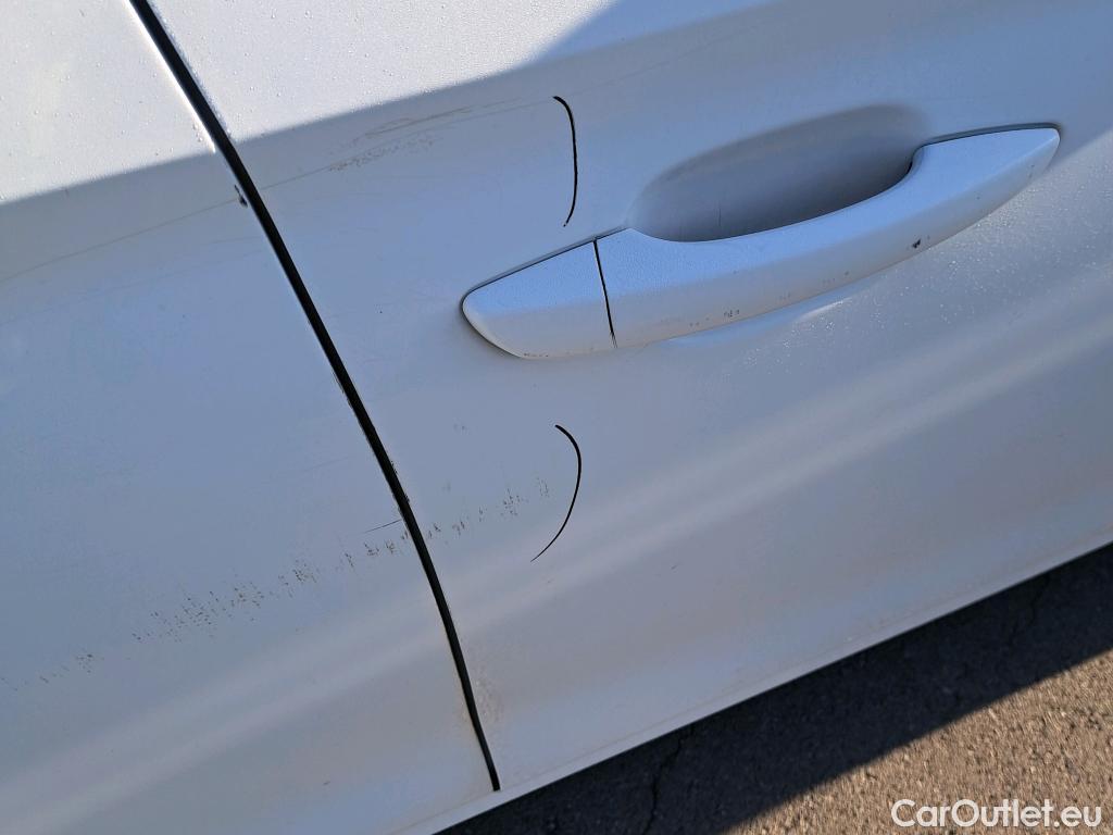  Opel  Corsa OPEL  / 2019 / 5P / berlina con portón 1.2T XHL 74kW (100CV) Edition (AC) #12