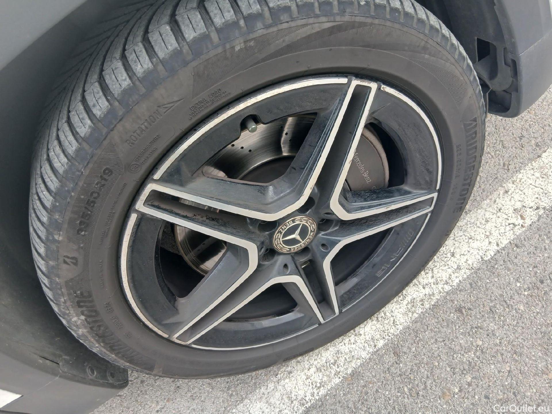  Mercedes  GLB MERCEDES-BENZ  / 2019 / 5P / todoterreno 2.0  220 D 4MATIC DCT 140KW (190CV) #21