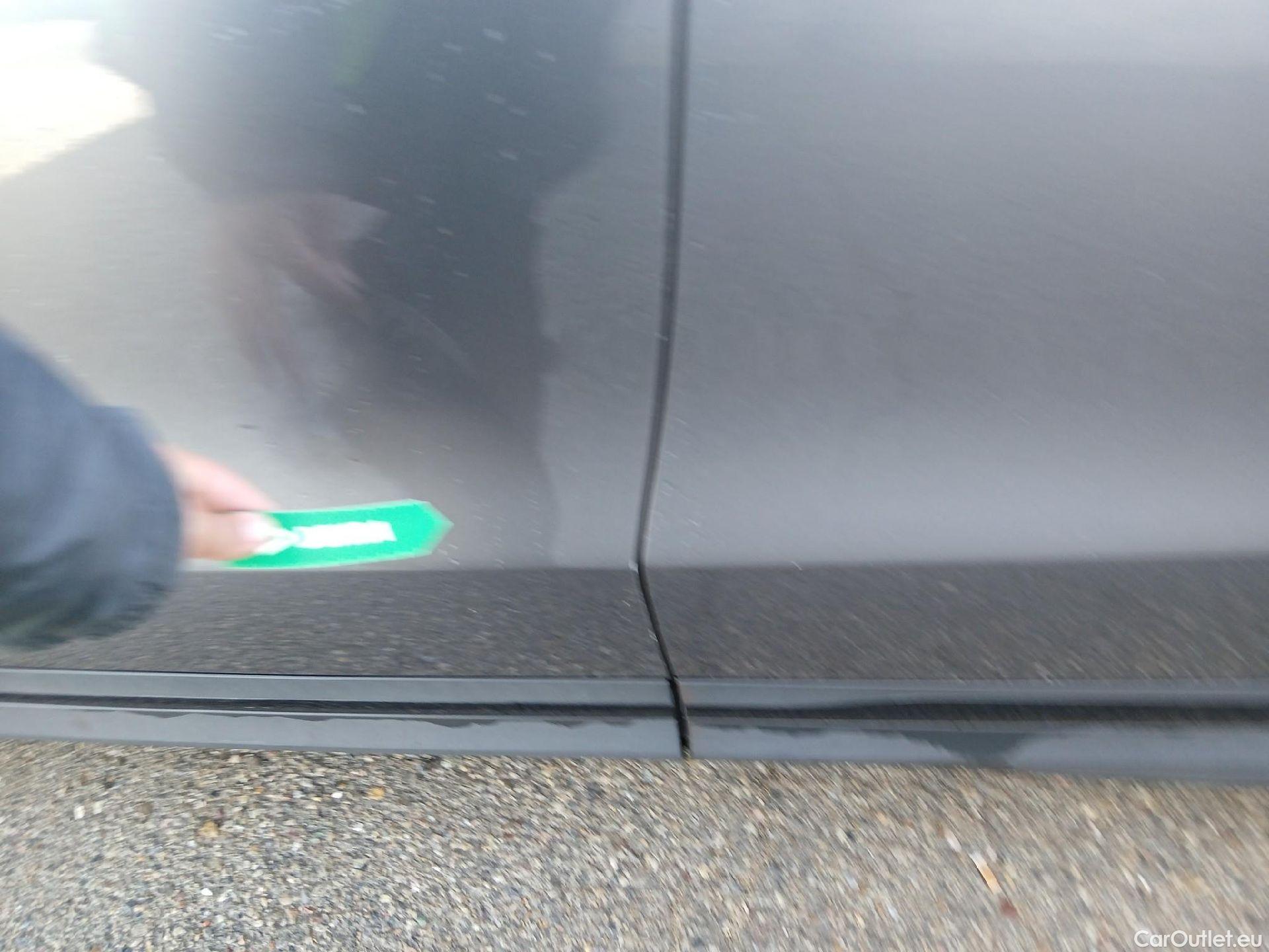  Mercedes  GLA MERCEDES-BENZ  / 2020 / 5P / todoterreno  200 #12