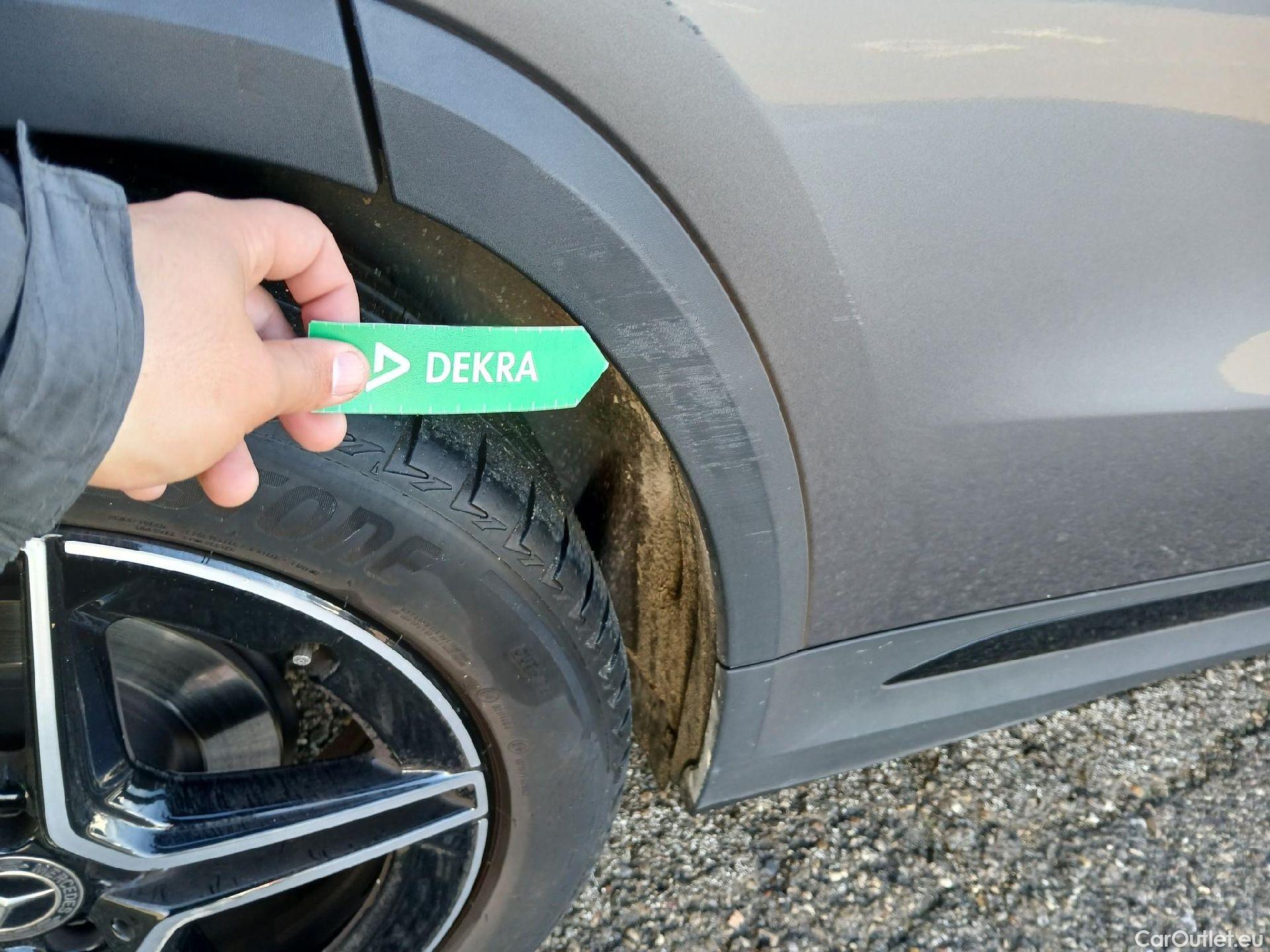  Mercedes  GLA MERCEDES-BENZ  / 2020 / 5P / todoterreno  200 #30