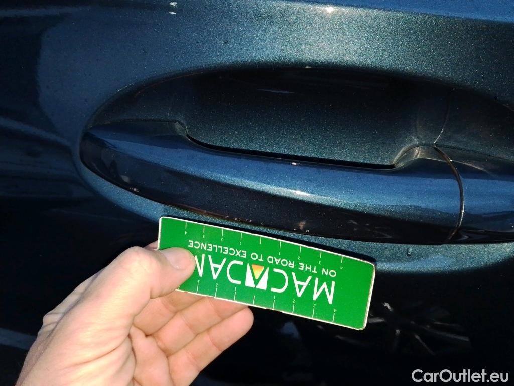  Mercedes  A-Klasse MERCEDES-BENZ Clase A / 2018 / 4P / sedán Sedán A 250 e #15