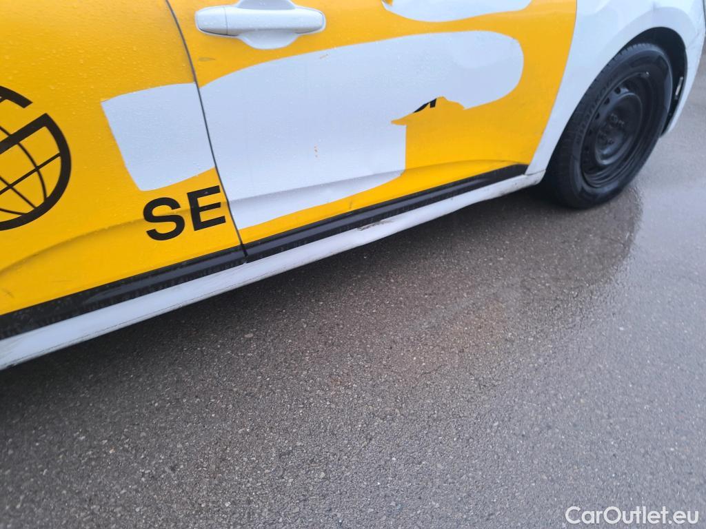  Renault  Clio RENAULT  / 2019 / 5P / berlina con portón Business Blue dCi 74kW (100CV) #11