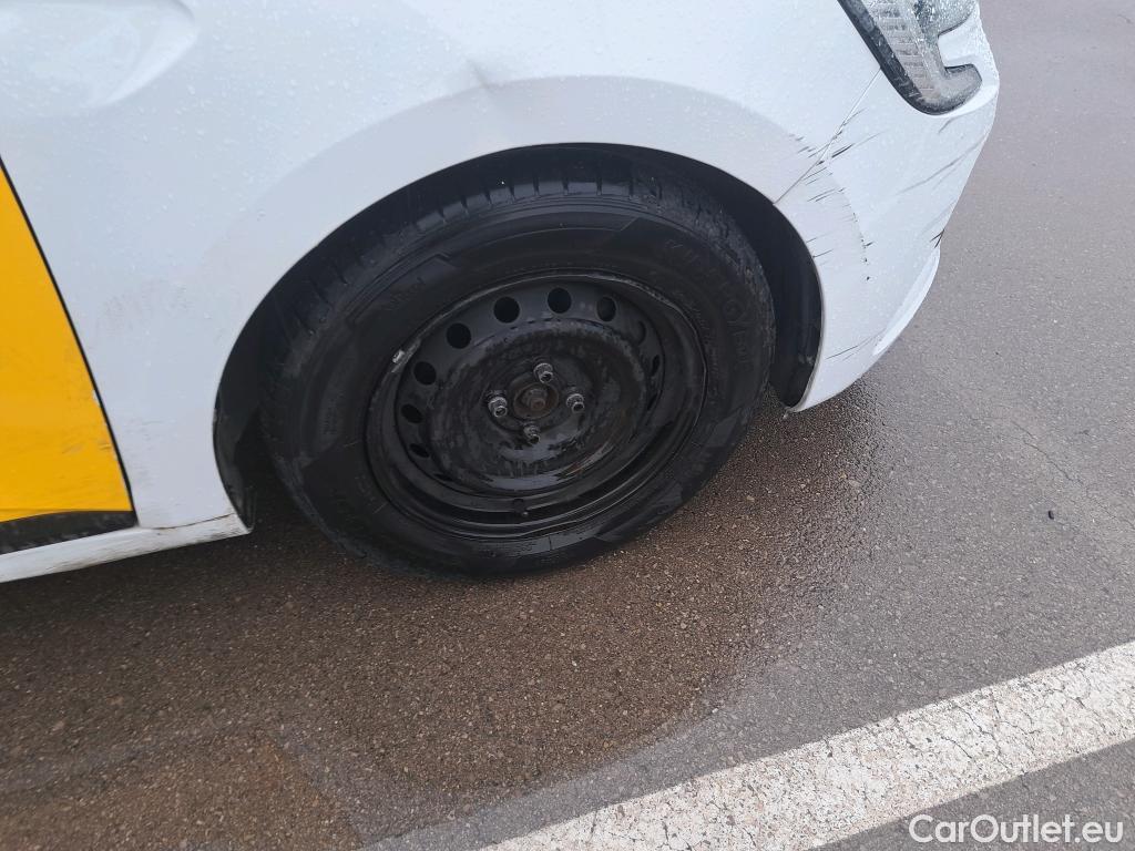  Renault  Clio RENAULT  / 2019 / 5P / berlina con portón Business Blue dCi 74kW (100CV) #28