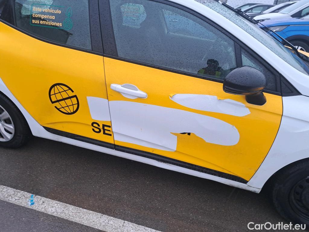  Renault  Clio RENAULT  / 2019 / 5P / berlina con portón Business Blue dCi 74kW (100CV) #14